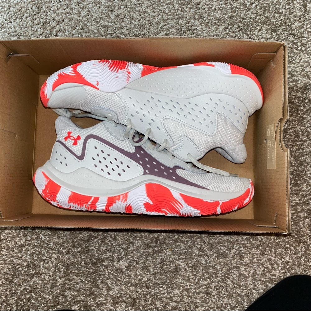 Under Armour Unisex/Kids Basketball Shoes